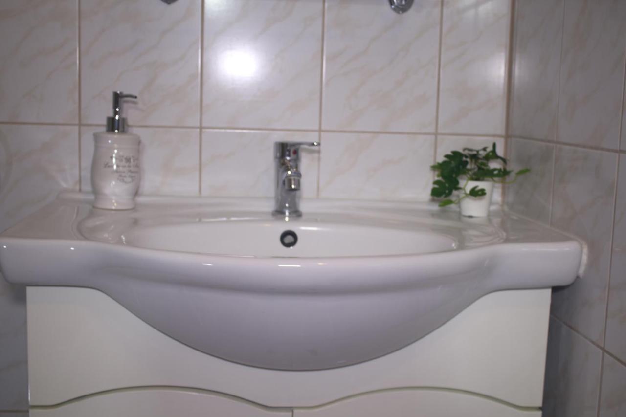 Egri Csillagocska Apartman Экстерьер фото