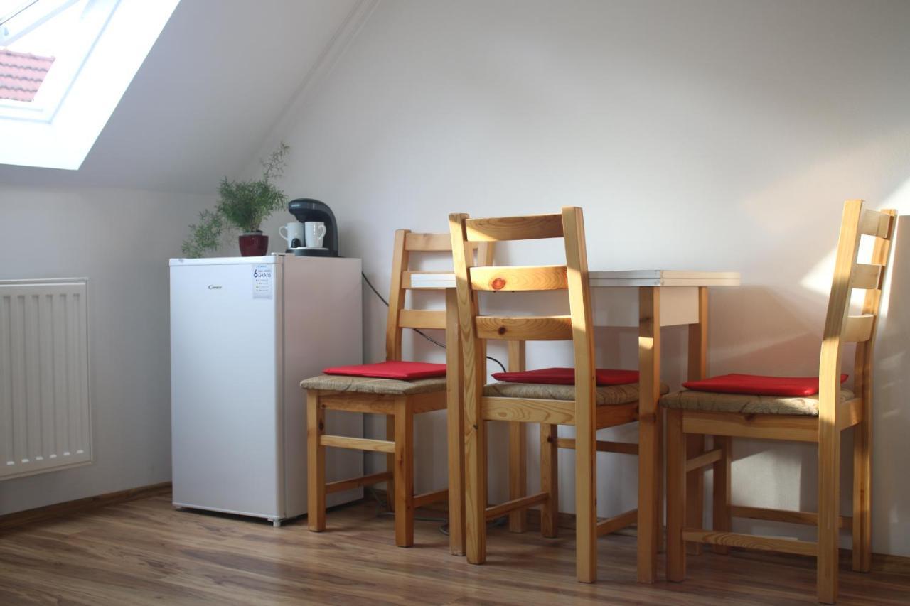 Egri Csillagocska Apartman Экстерьер фото